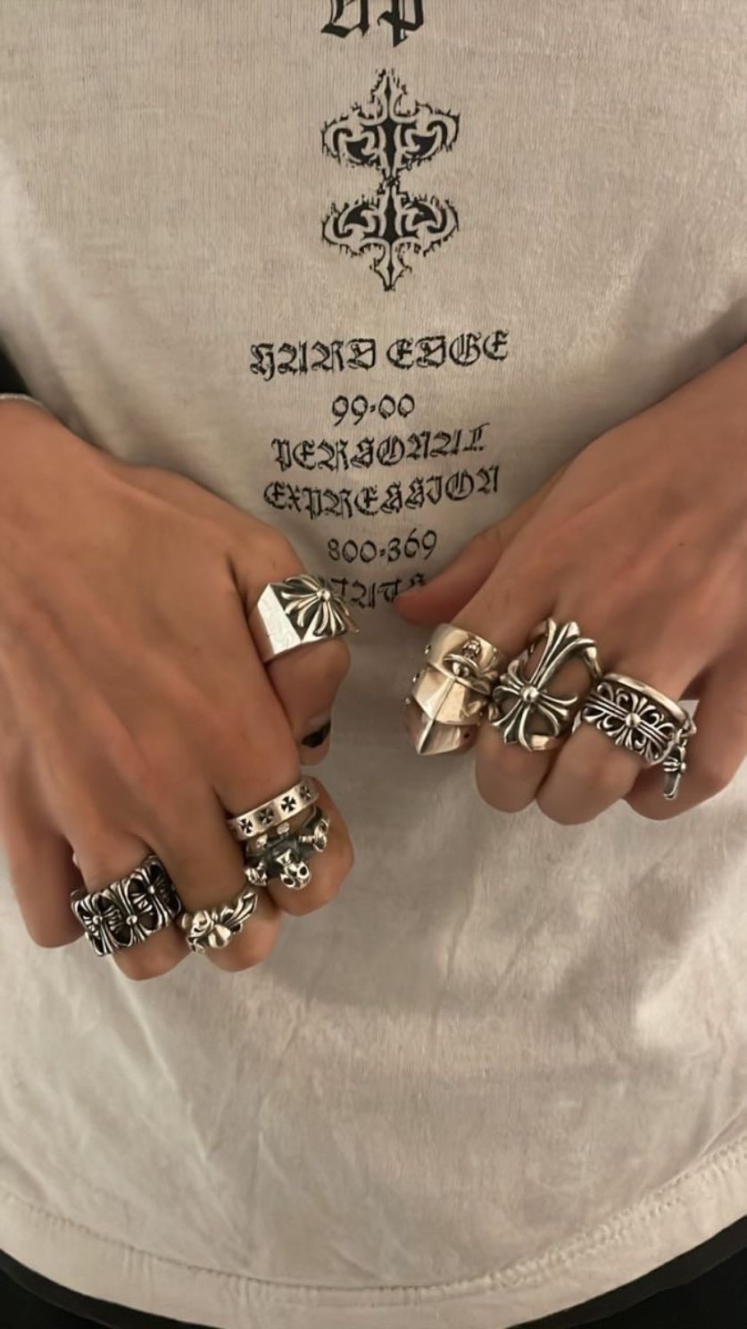 los anillos de vivienne westwood - toda la joyería tbh
