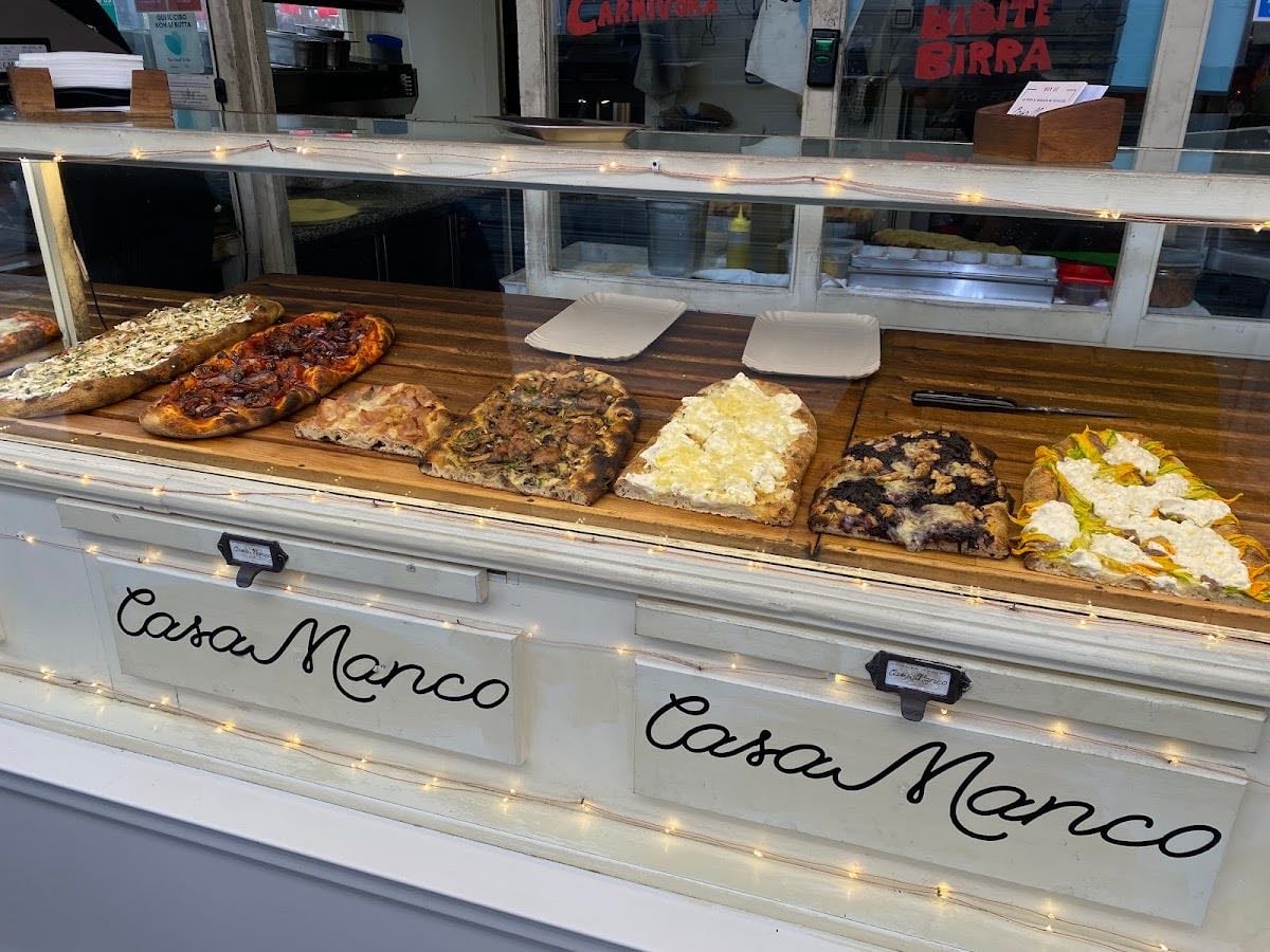Casa Manco - Incredible pizza in the Testaccio market