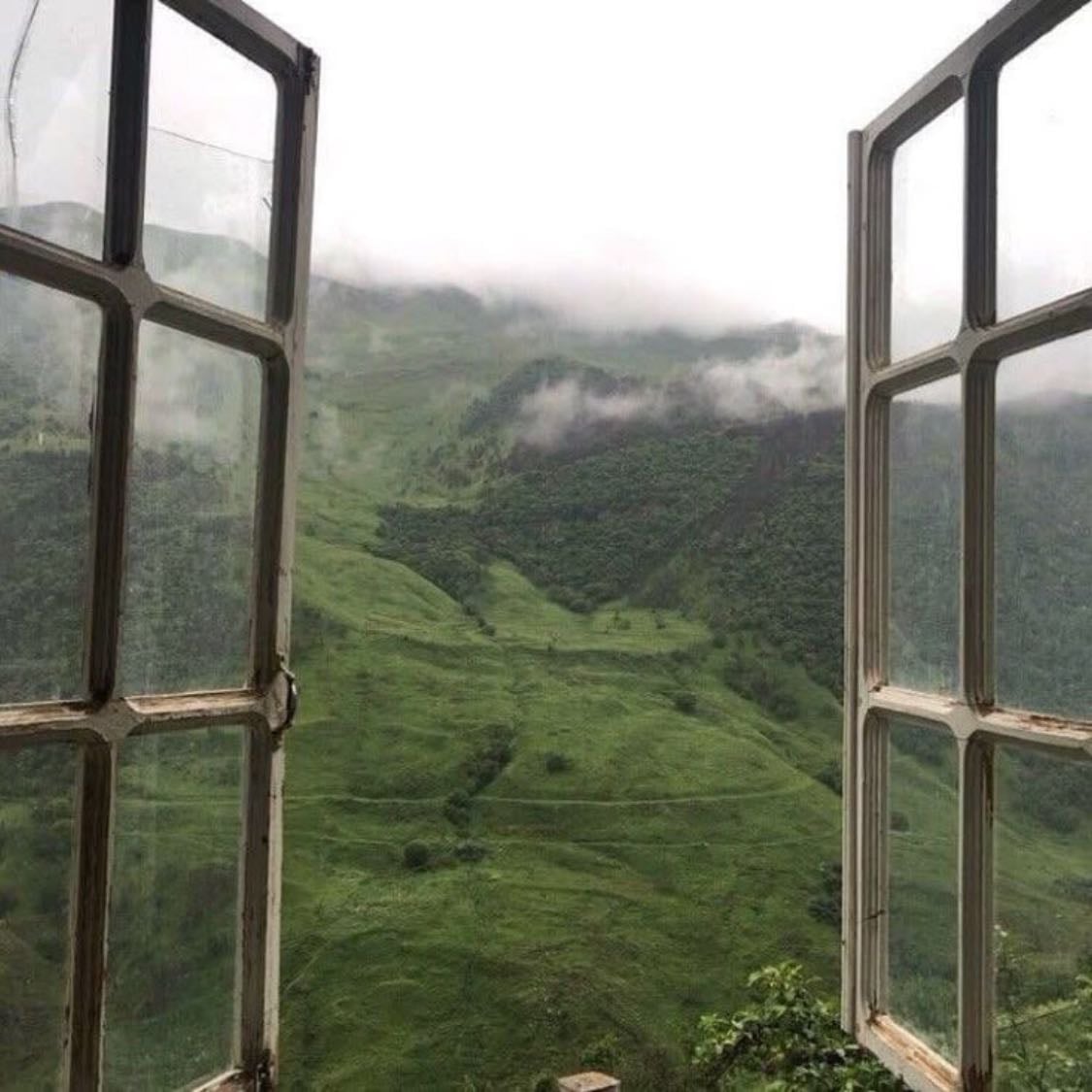« The world is not in your books and maps, it’s out there » - Gandalf