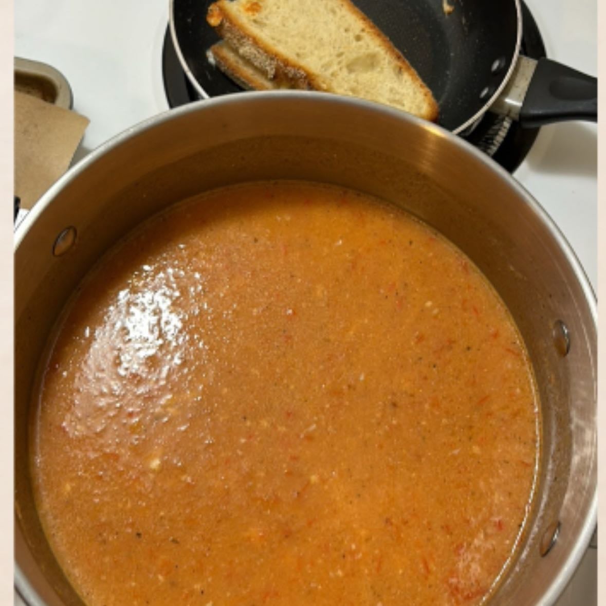 Tomato and Red Pepper Soup