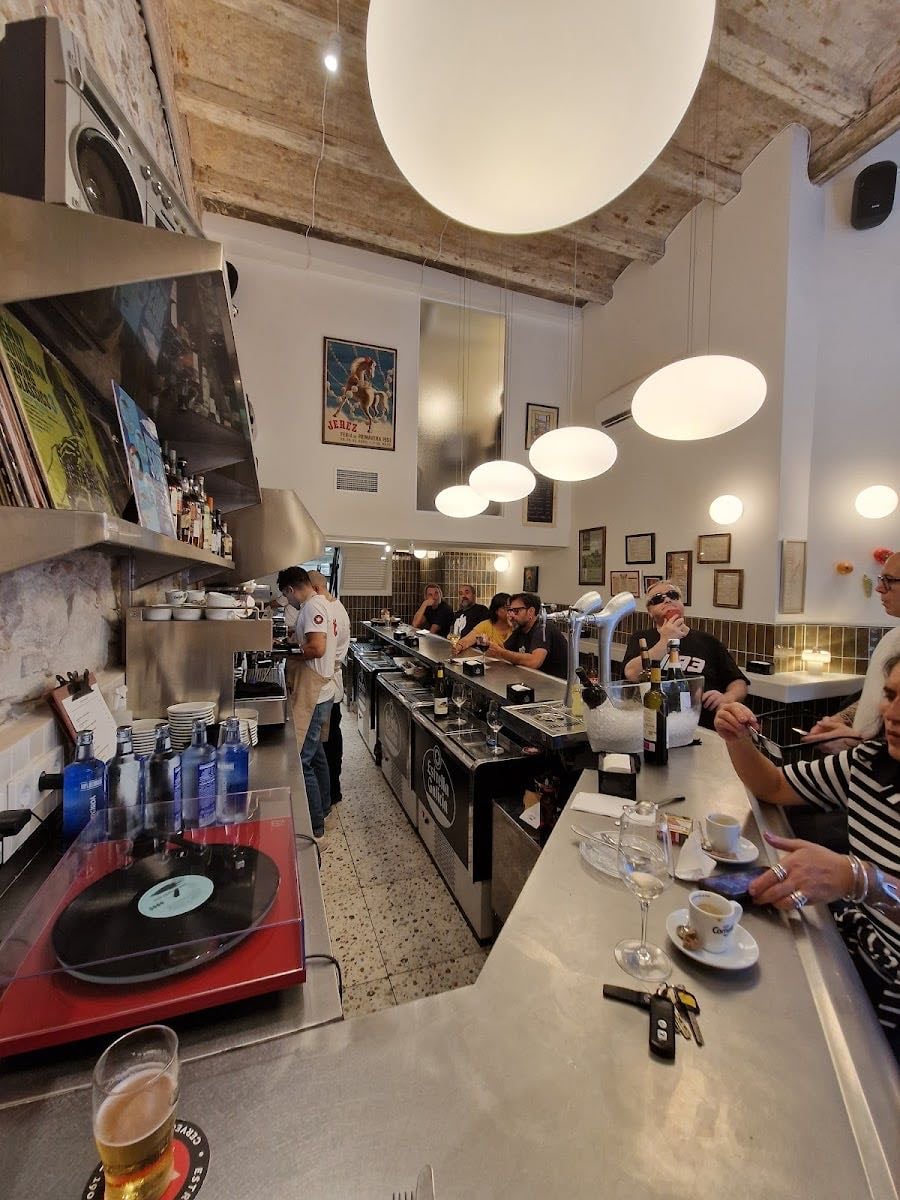 Bar Canyí