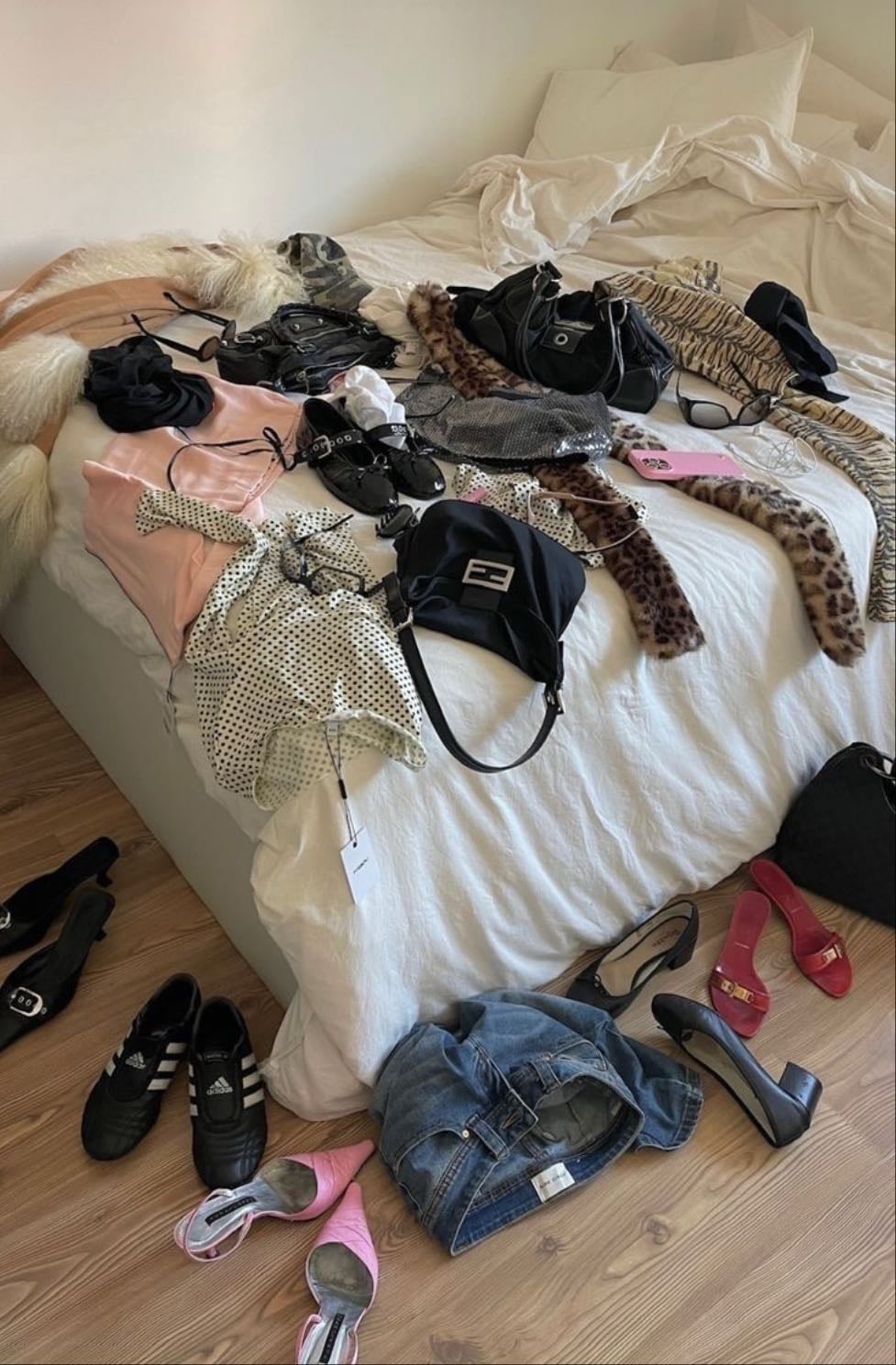 organiza tu armario - pruébate ropa y vende la que no te guste !!
