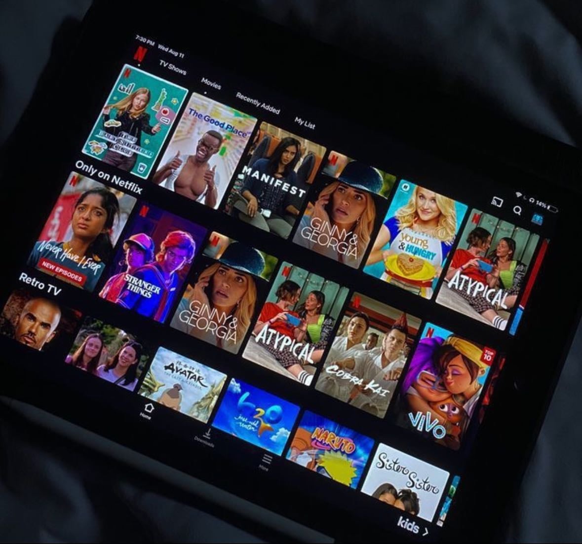 binge watchable tv shows - Movies hypelist by Amber Marino