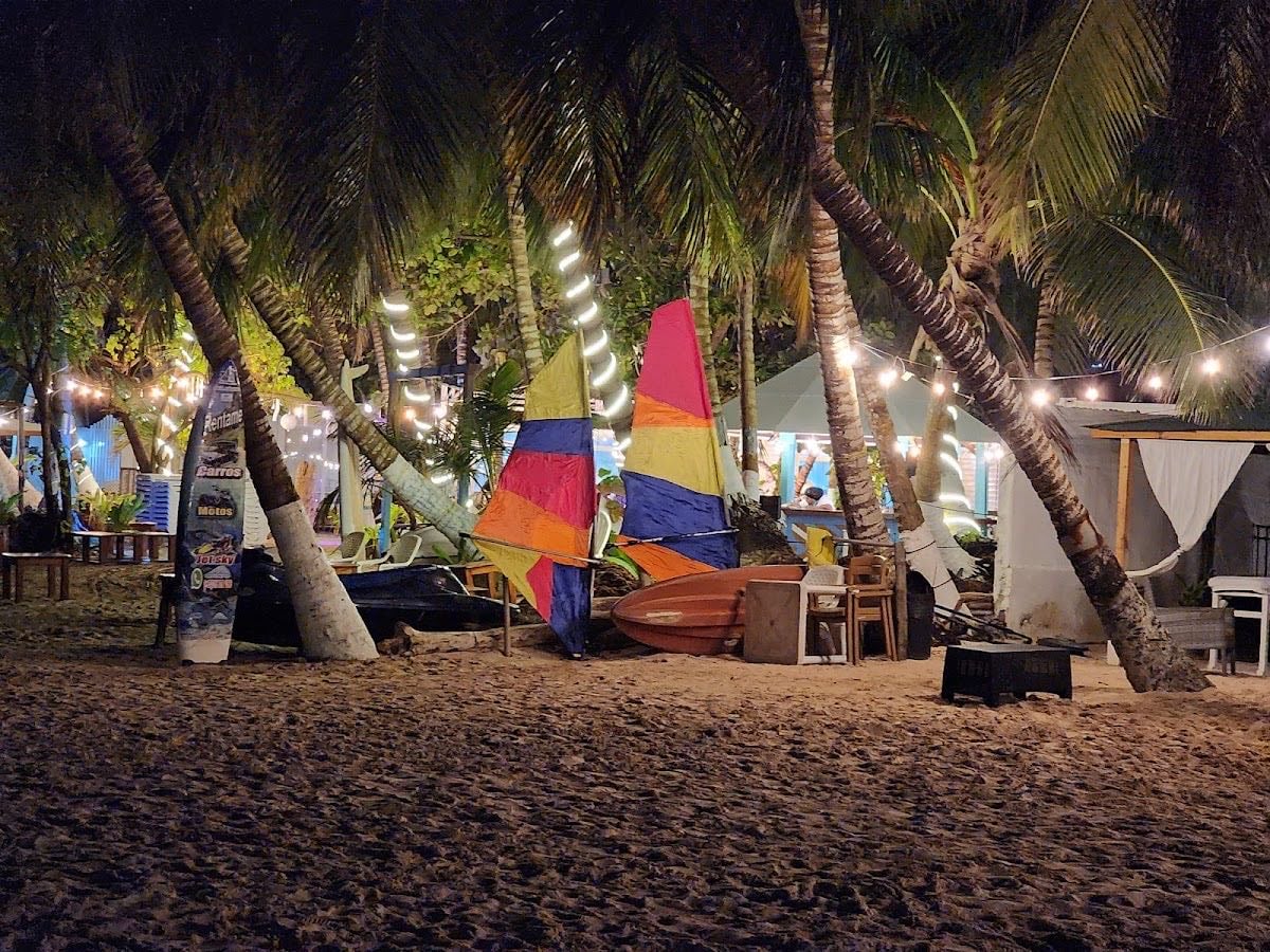 Hotel Cocoplum Beach