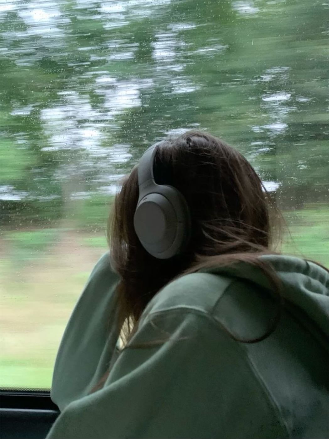 Música - Música é meu oxigênio e escuto em qualquer ocasião.