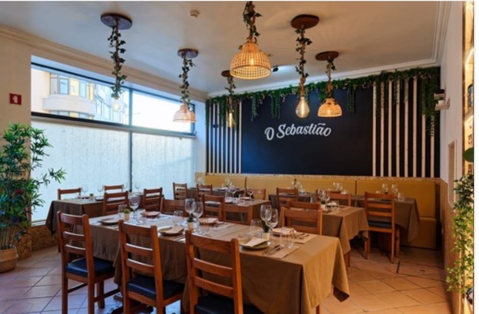 Restaurante O Sebastião - 4.7 (€€) Algo diferente, risotto de camarao, bife de atún, pulpo