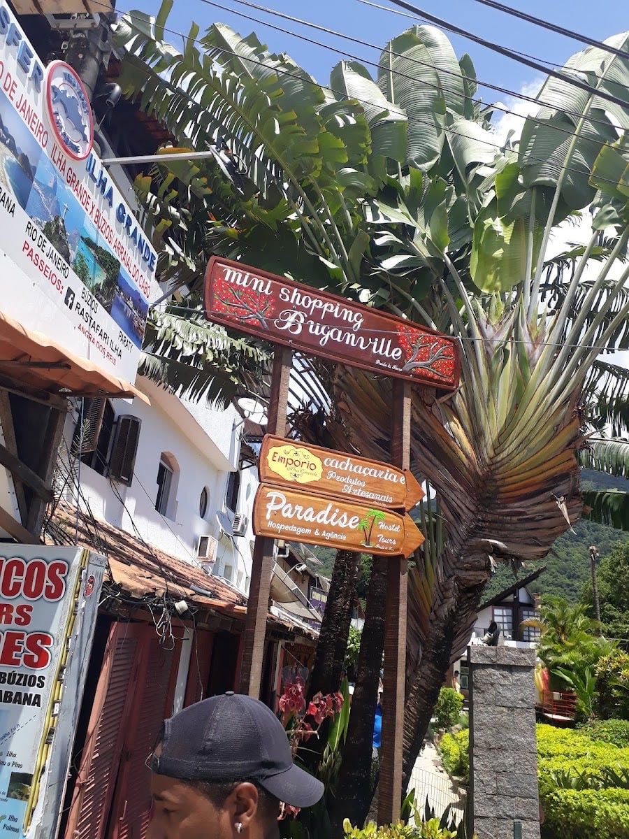 Restaurante Pé na Areia - 4.1 (€€) Sencillo, comida casera y vistas al mar