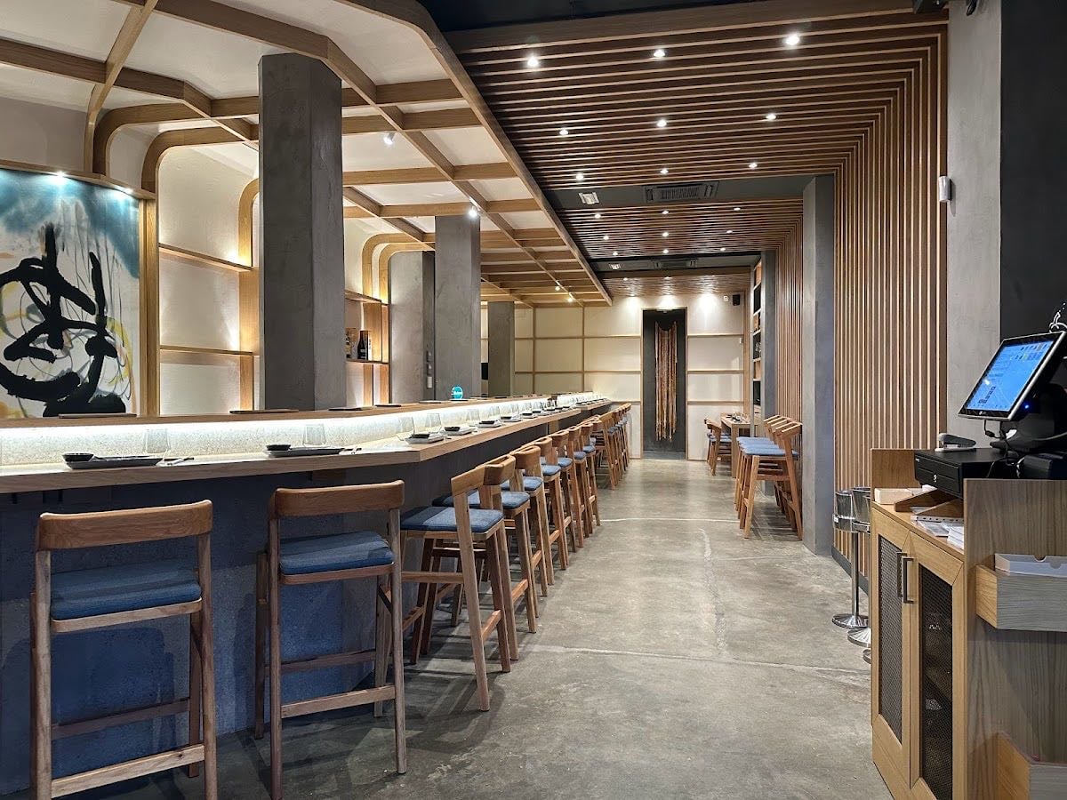 Akiro Hand Roll Bar - 4,9 (€€€) No reservan