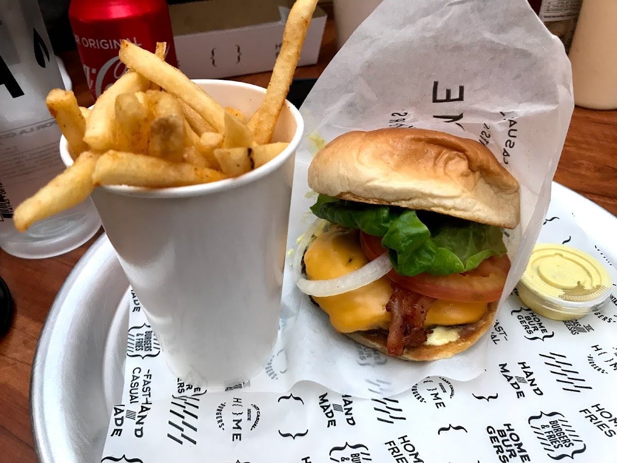 Home Burgers Calle 81 - Burgers