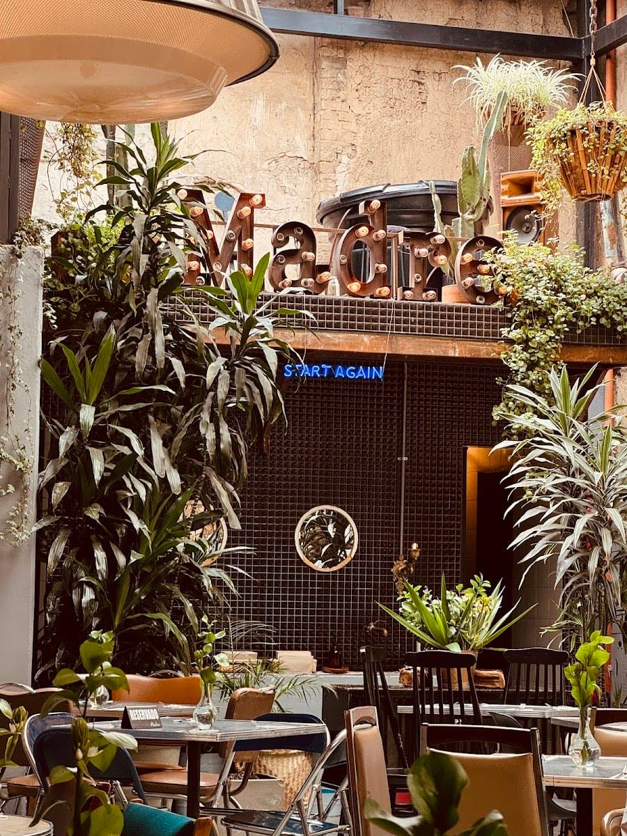 Restaurante Madre - International