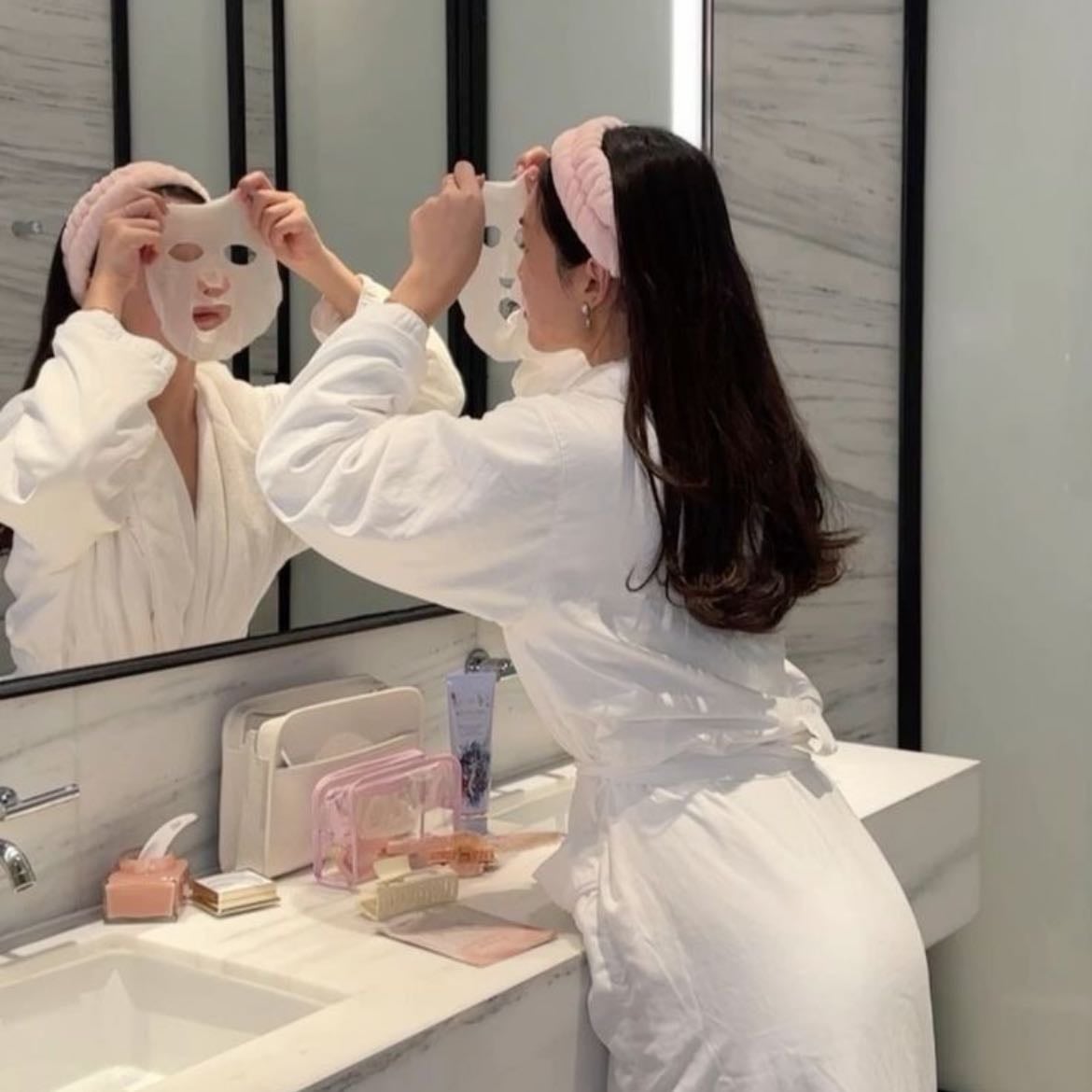 Skin Care - Realiza el Skin Care 2 veces al día. Con esto tu piel se vera sana e hidratada 🎀