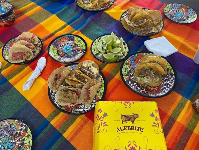 ALEBRIJE Taquería, Gastrobar - Comida Mexicana