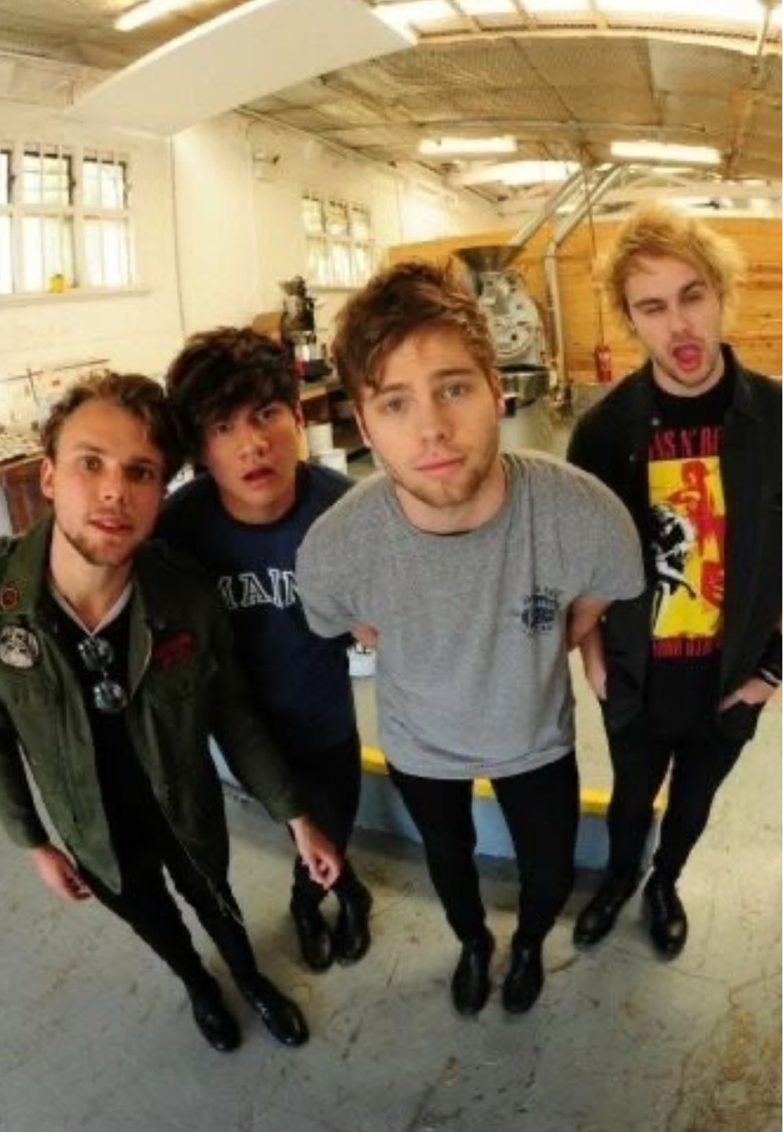 5 Seconds of Summer - 3 Hot 10s