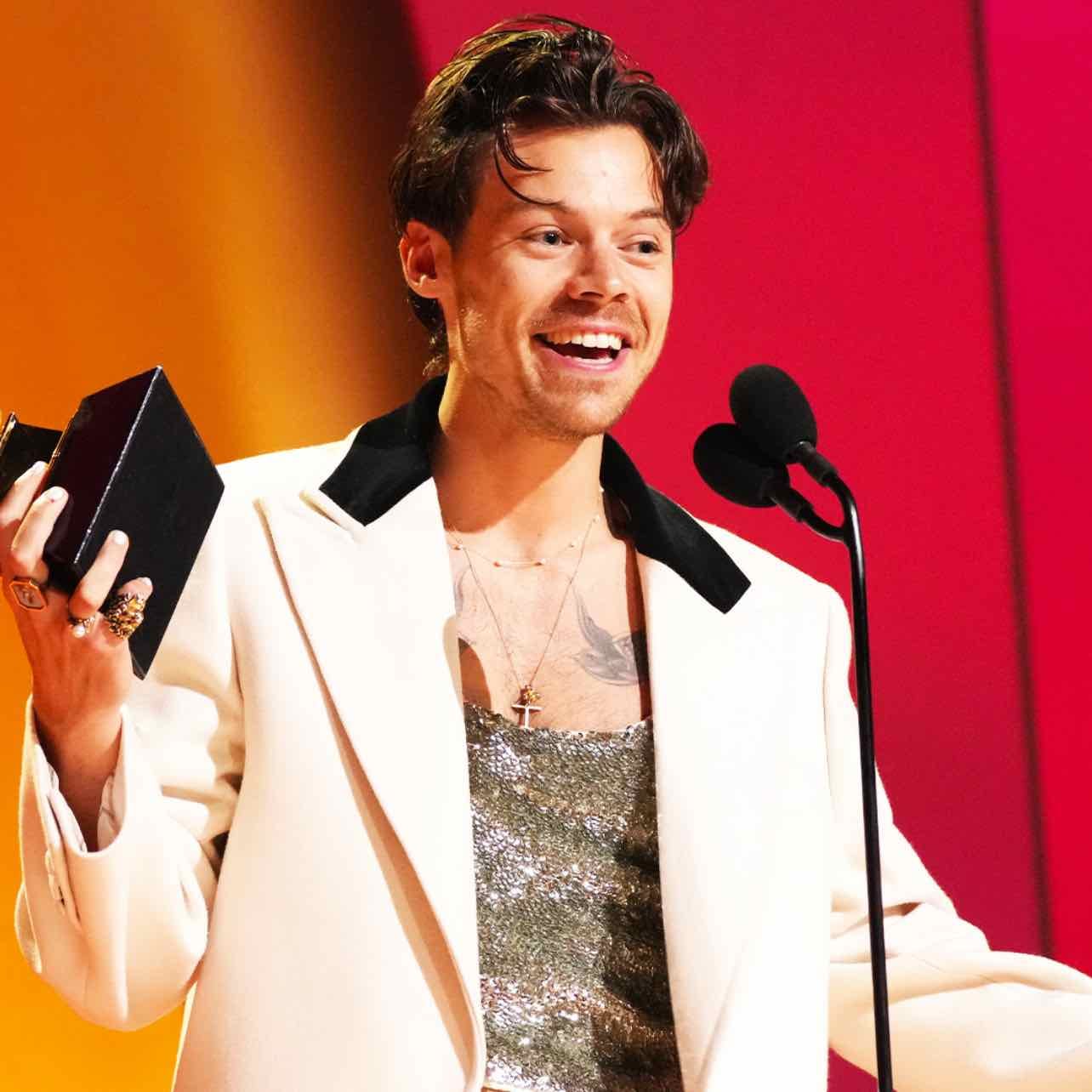 Harry Styles - 15 Hot 10s