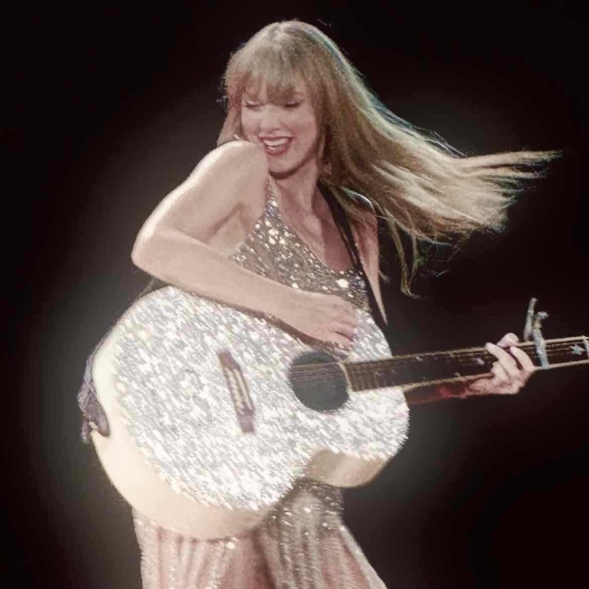 taylor swift - queen | mother
