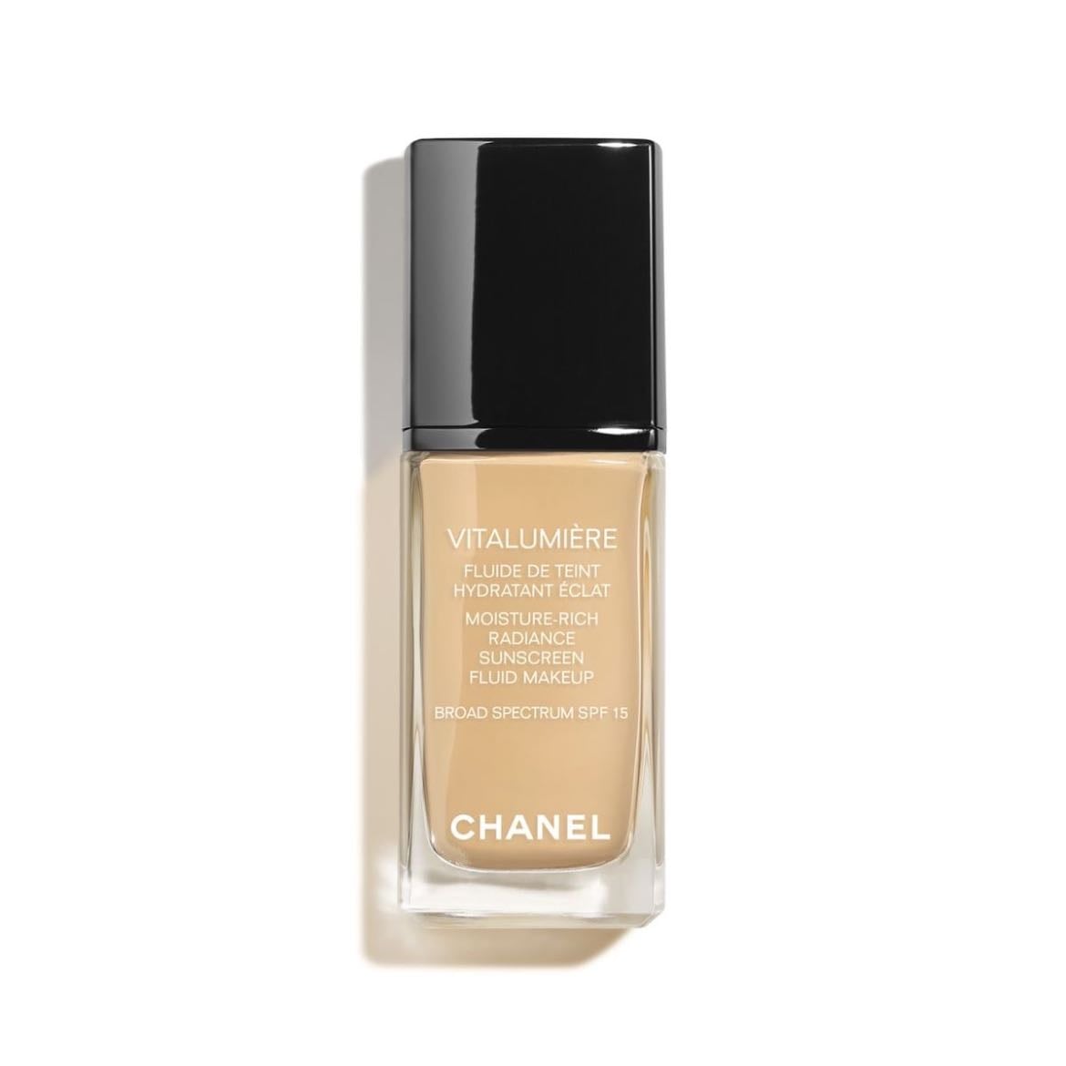 Chanel Vital Lumiere Foundation