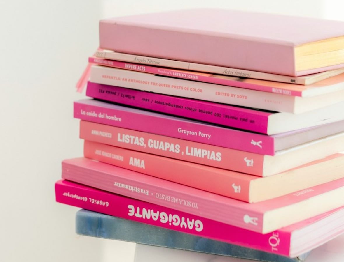 Books I wanna read in 2025 - Books hypelist by Marcia Reyes