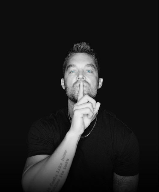 Brett Young - Artist