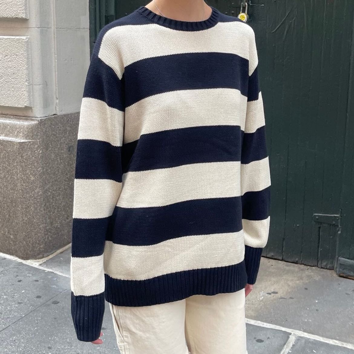 blue white striped