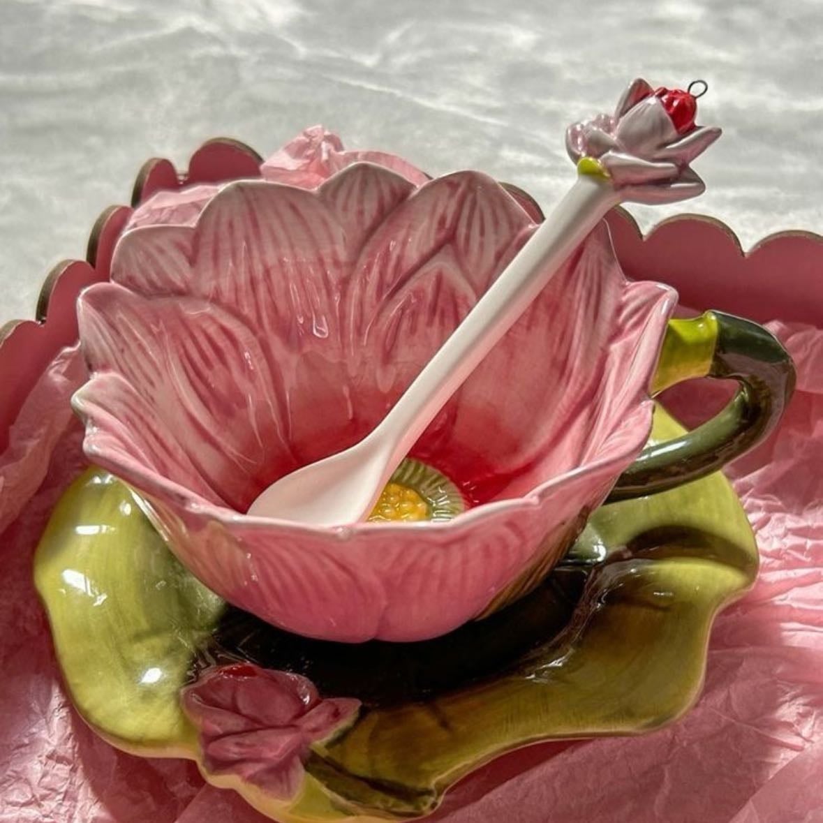 Taza en forma de flor