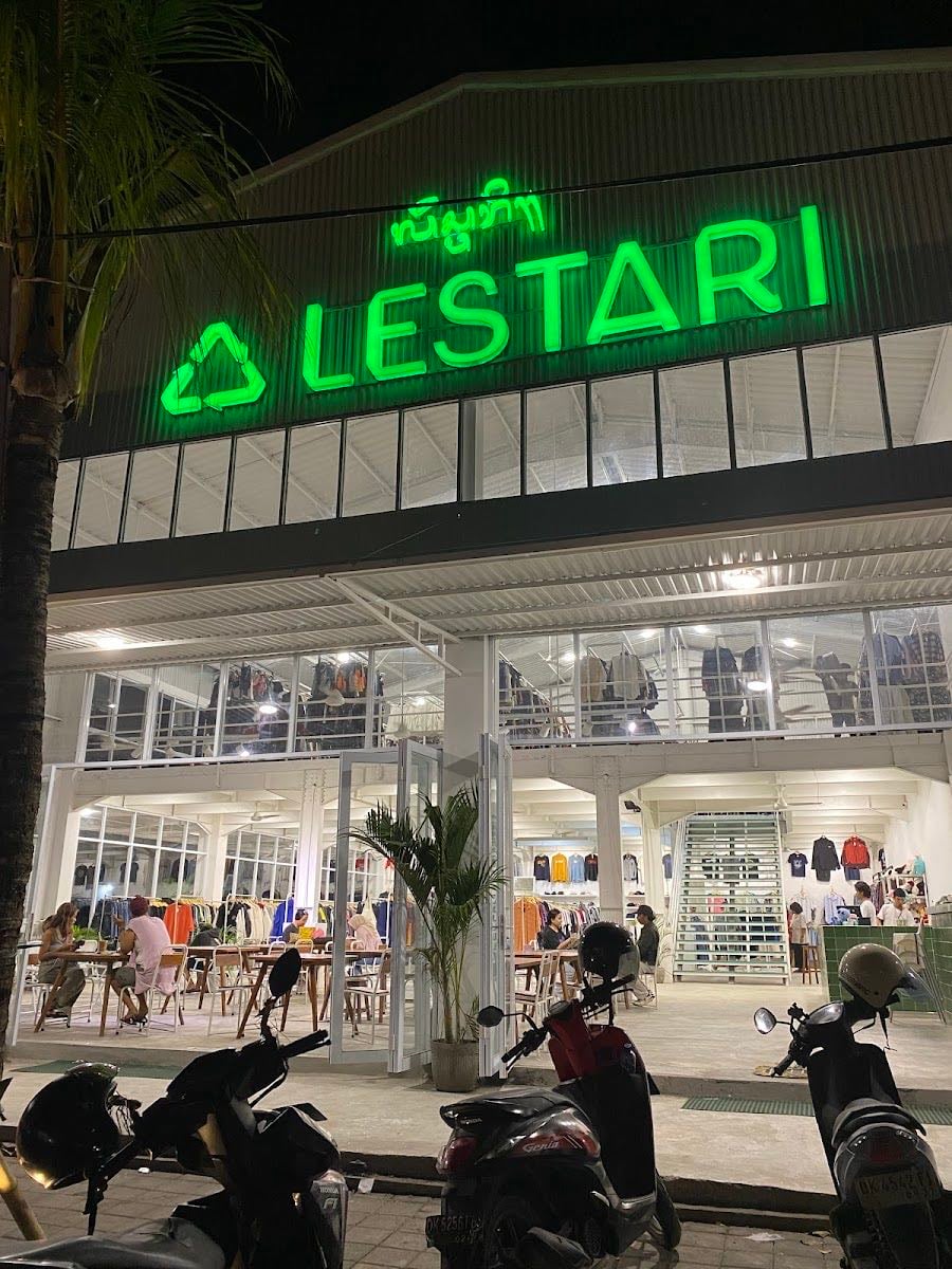 Lestari Thrift Shop & Cafe Bali