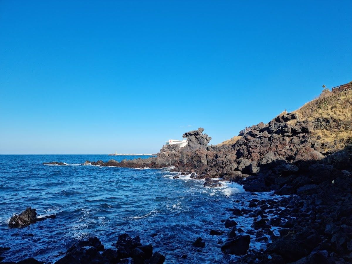 Yongduam Rock