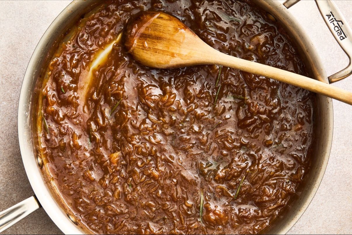 Caramelized Shallot Gravy - Level: Easy 🧅 (source: NYT Cooking)
