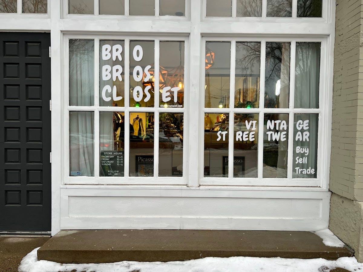 Bro Bros Closet