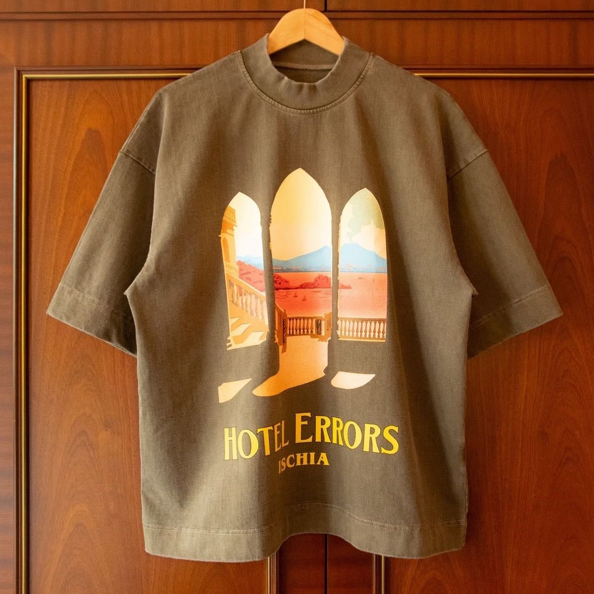 Ischia Tee - House of Errors