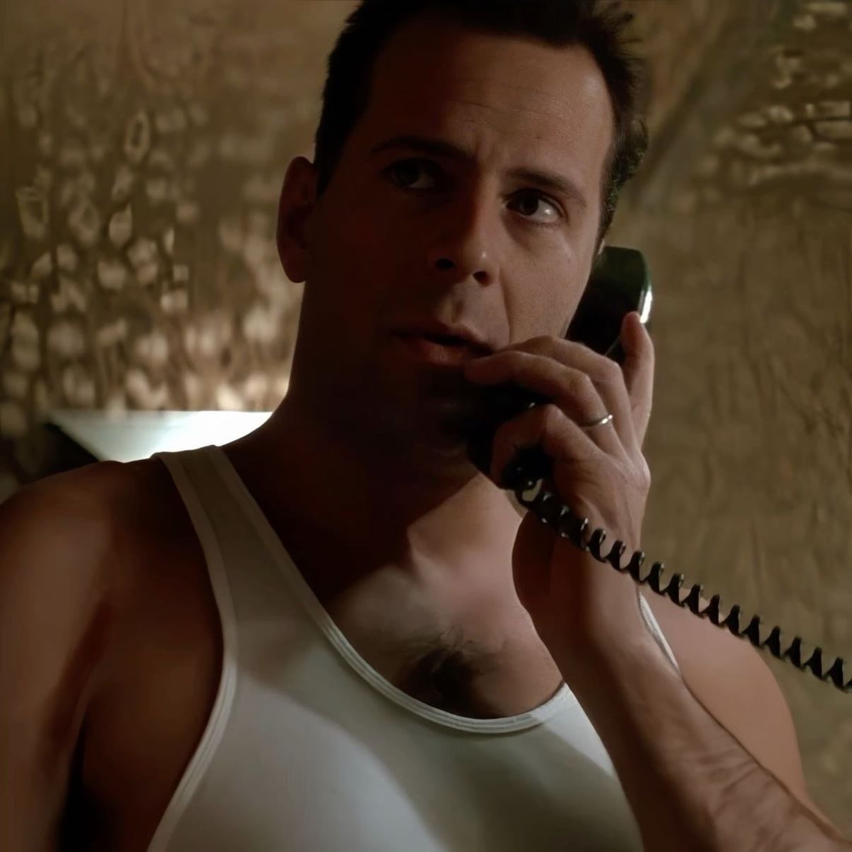 Die Hard - John McTiernan · 1988