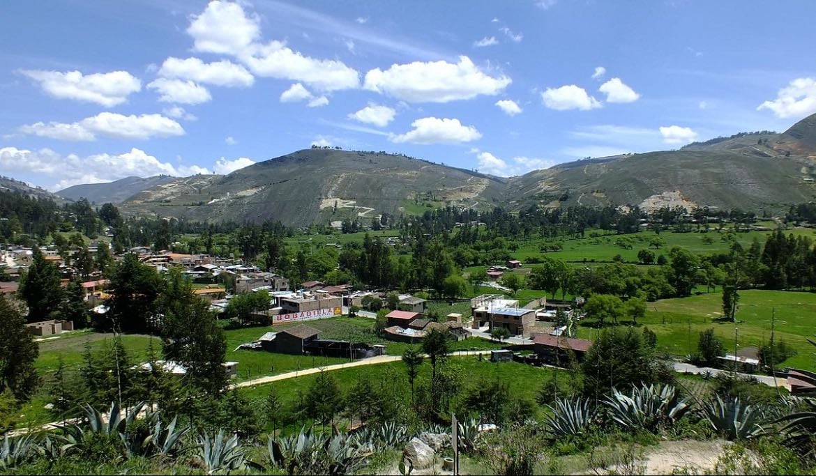 Visitar pueblitos🎒