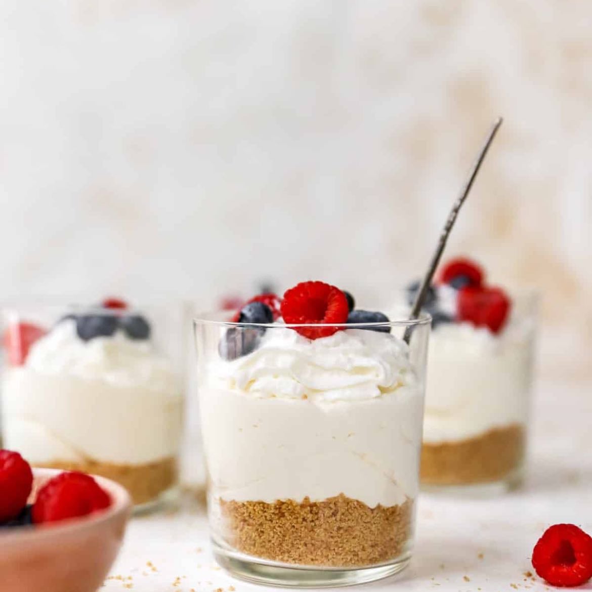 No-bake cheesecake cups