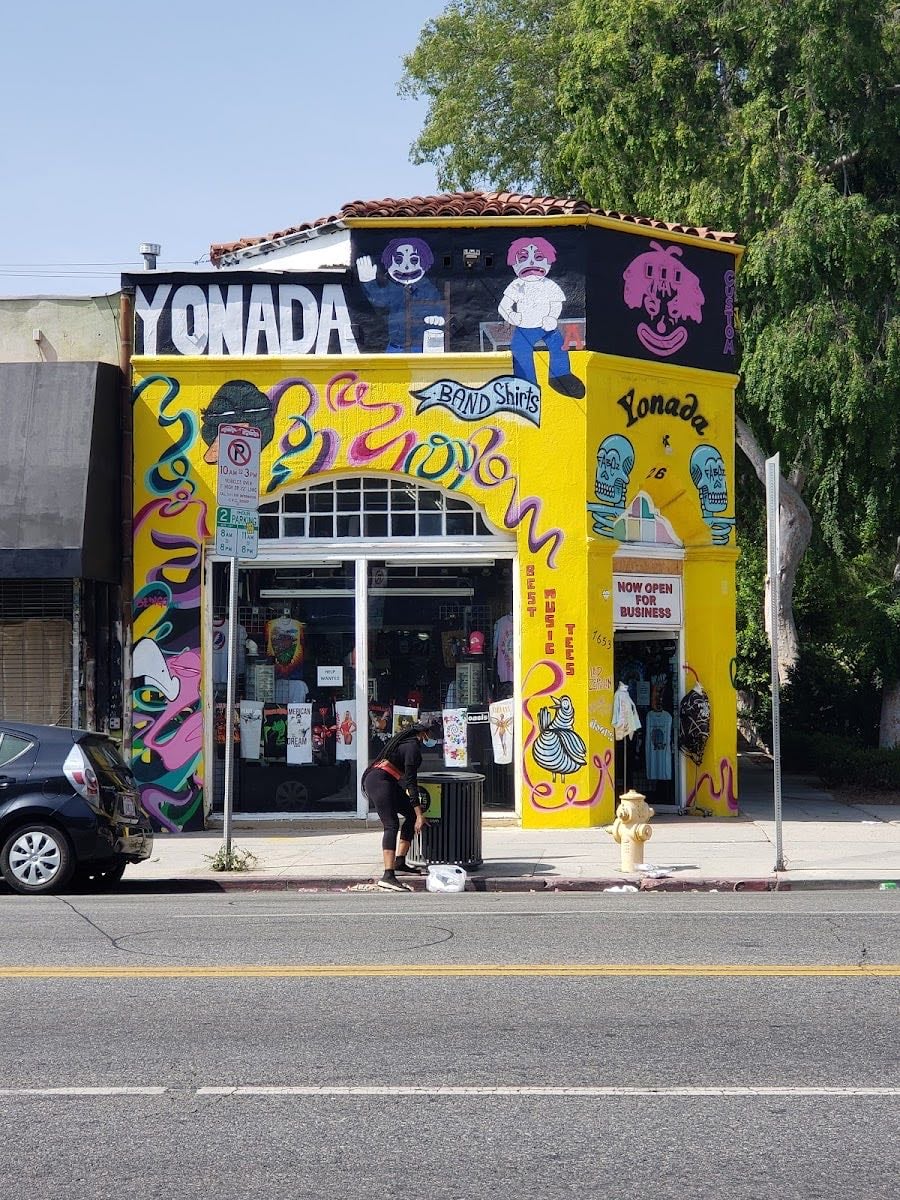 Melrose Avenue