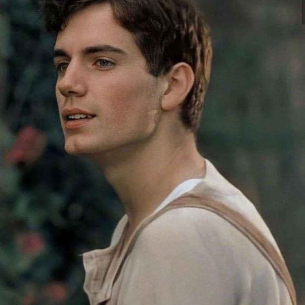 HENERY CAVILL - YIUNG
