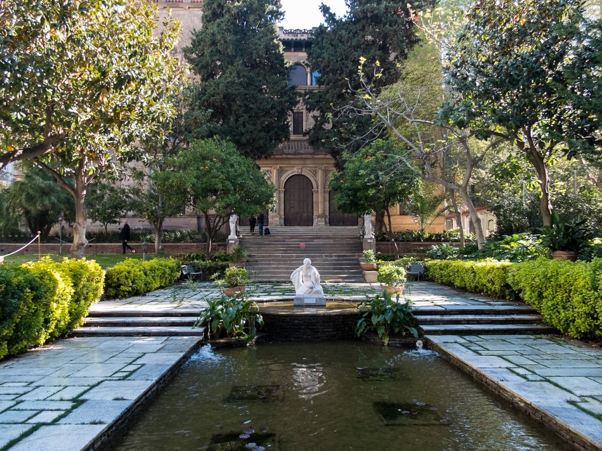 Jardines de Muñoz Ramonet - Unos jardines preciosos y bastante céntricos, no muy concurridos e ideales para pasear con tu amorcito.
