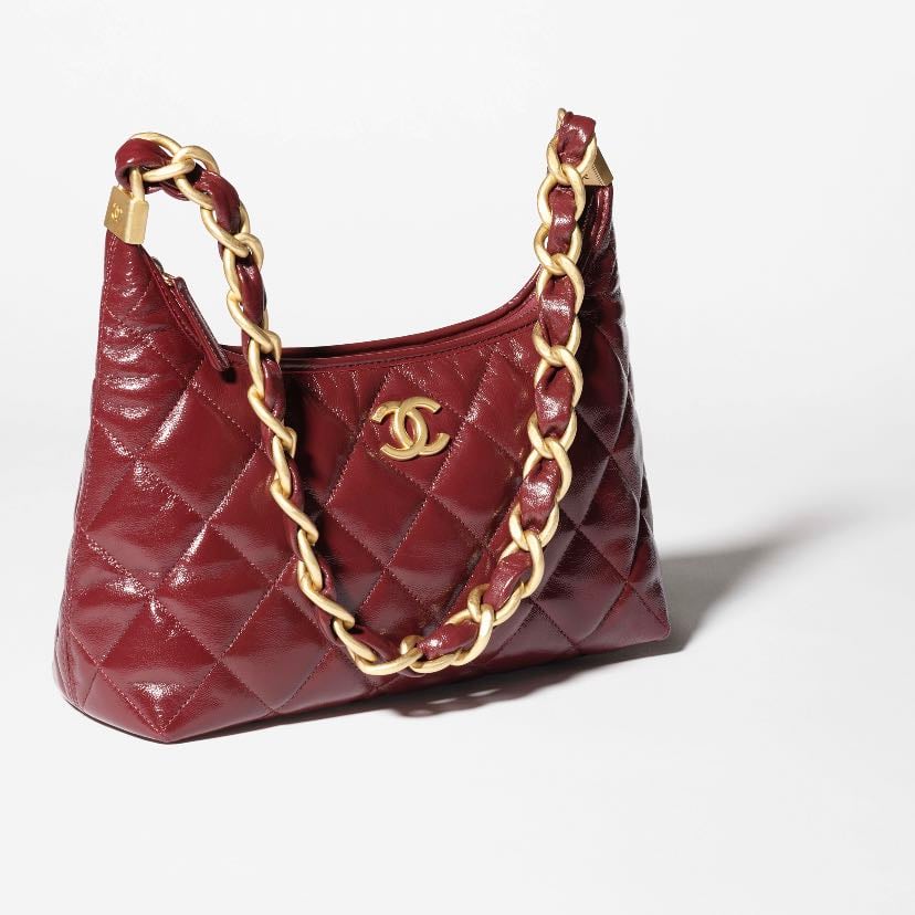 Hobo Handbag - Shiny Lambskin & Gold-Tone Metal Brugundy - 4’470 $