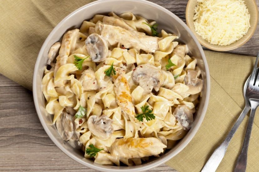 Whole Wheat Pasta With Chicken Mushrooms And Coconut Cream