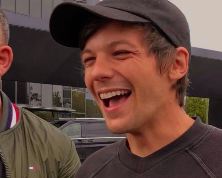 28 reasons why I love Louis <3