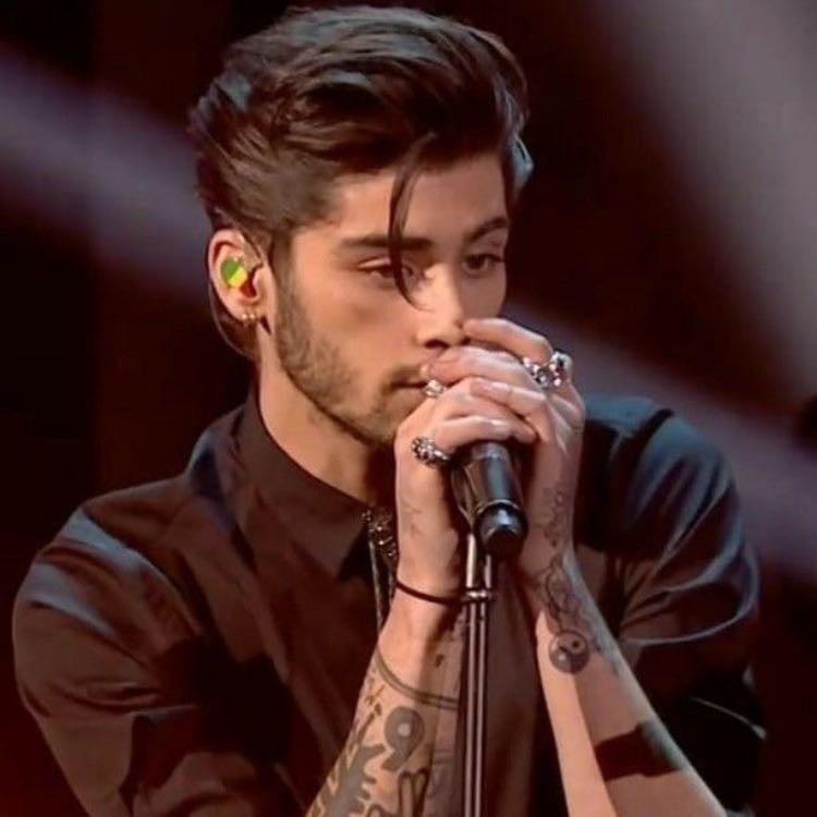 zayn - โlife is funny, things change, people change, but youโll always be you. so be true to yourself and never sacrifice who you are for anyoneโ