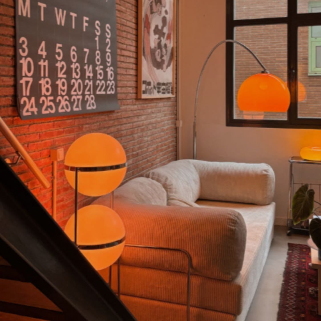 Living Room - Une vibe chaleureuse so it feels like home.