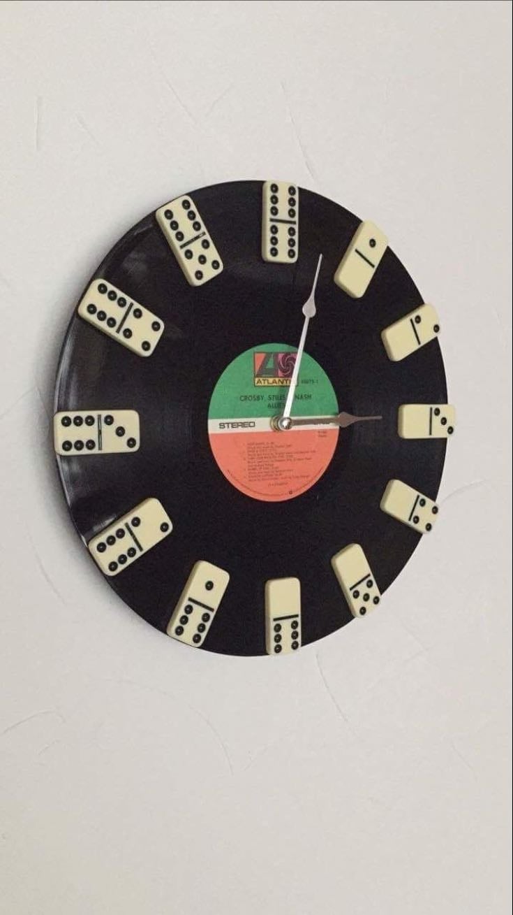 domino clock