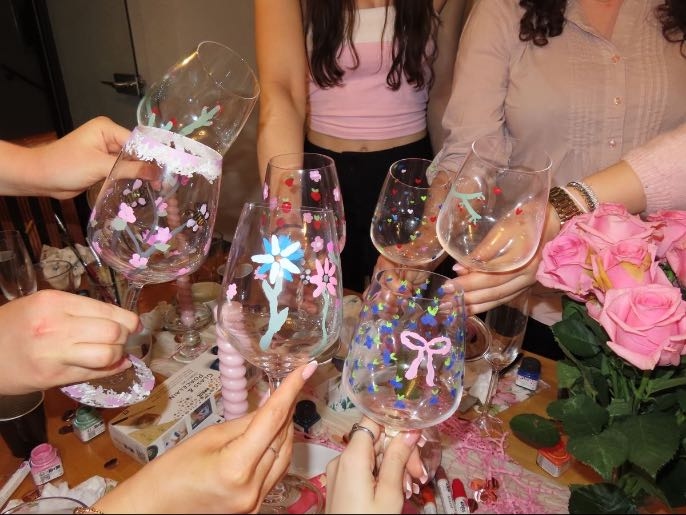 Wineglass painting