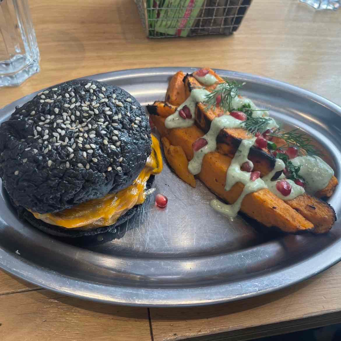 Flax & Kale Trafalgar