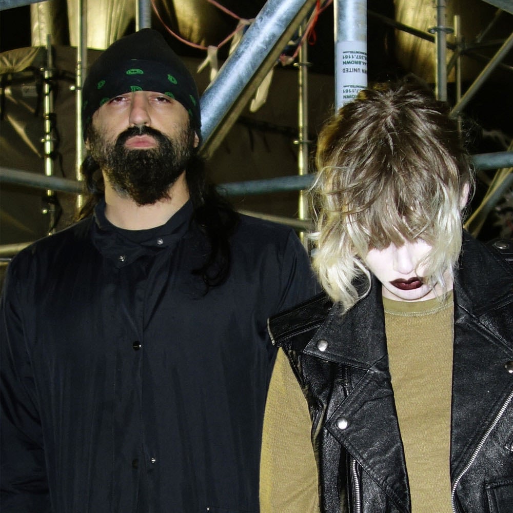 Crystal Castles - Artist