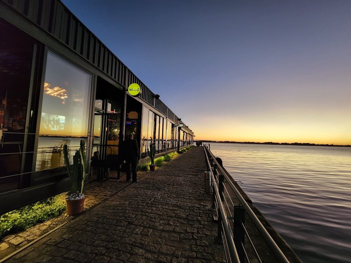 cais embarcadero - tem vários restaurantes maneiros aqui