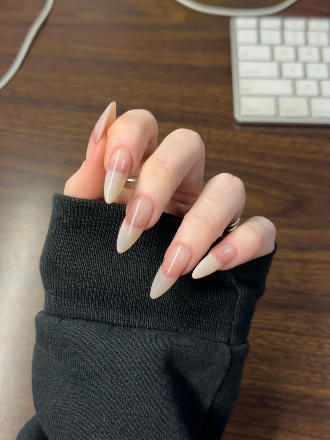 nails