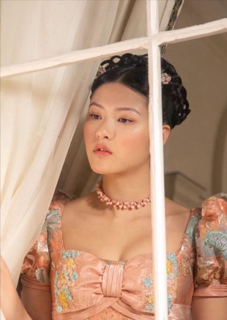 posy li - is this what a ball is like? i did not expect so many shoulders