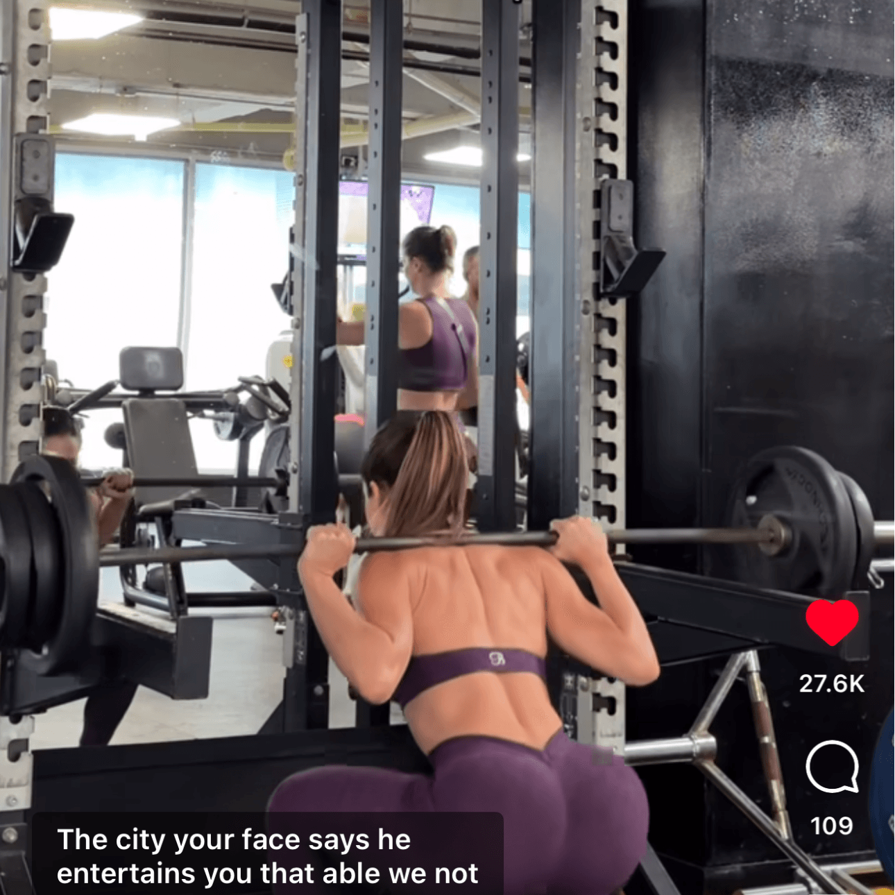 Sentadilla con barra - 4x10,12 repeticiones