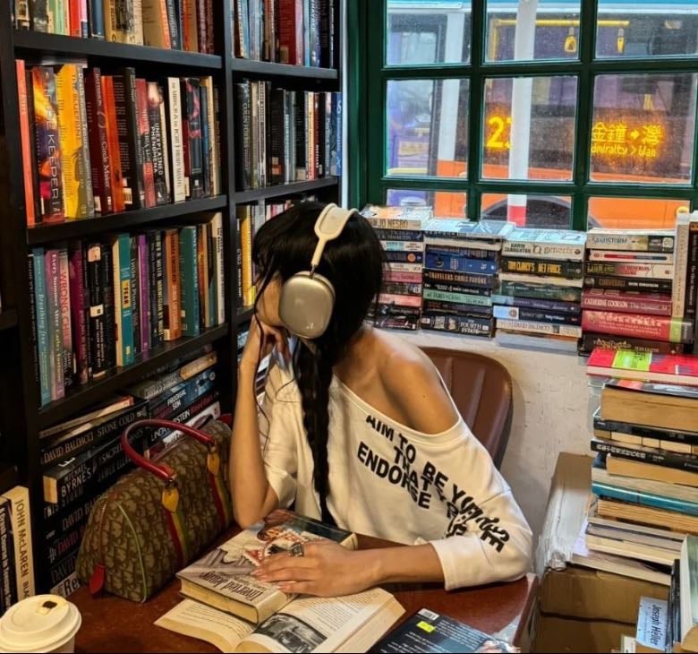 book bucket list - Books hypelist by fiorella 💐🍵