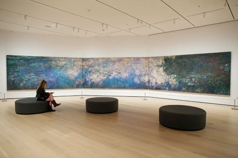 claude monet- water lillies